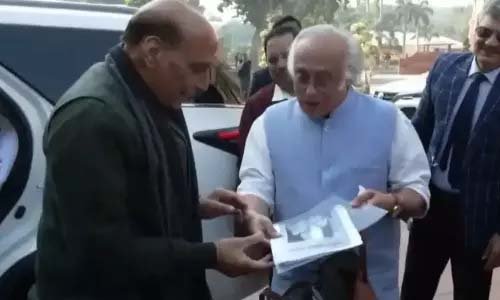 நேருவை சாடிய ராஜ்நாத்சிங்: அவரிடமே  ஆதாரம் வழங்கிய ஜெய்ராம் ரமேஷ்